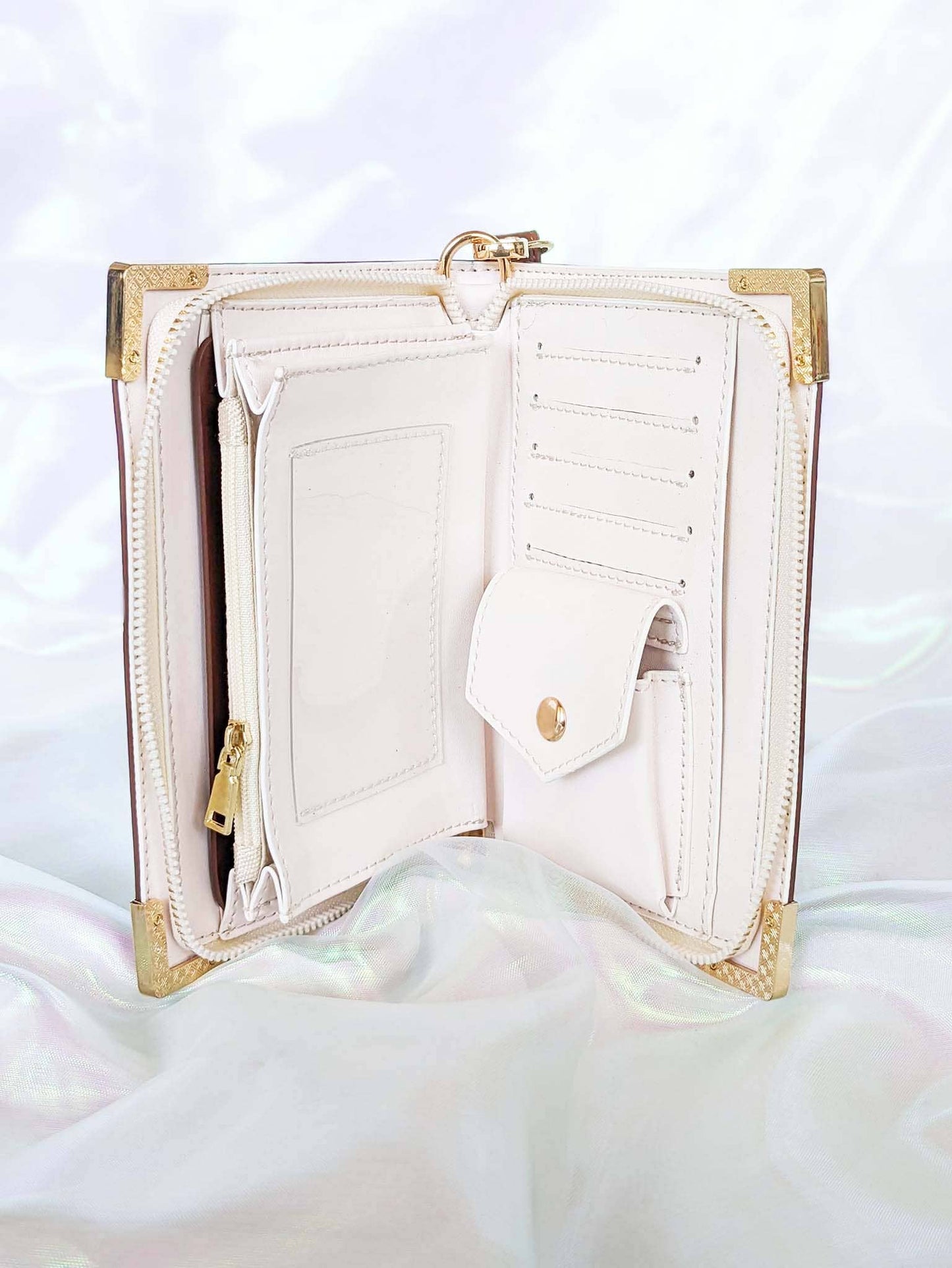 Academia Brown Fairytale Purse Wallet